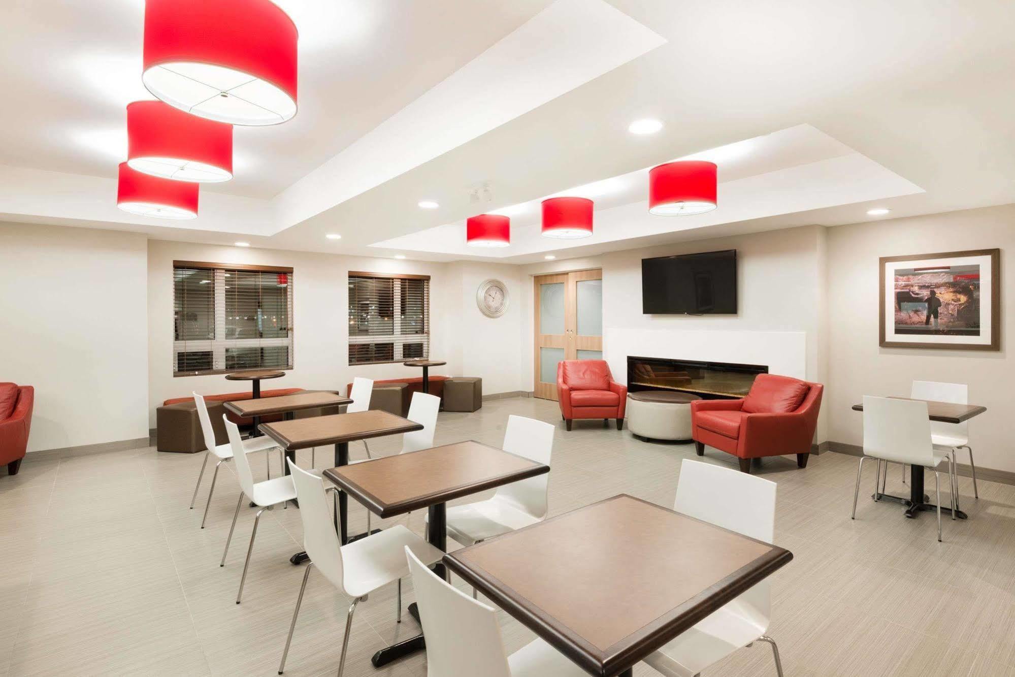 Microtel & By Wyndham